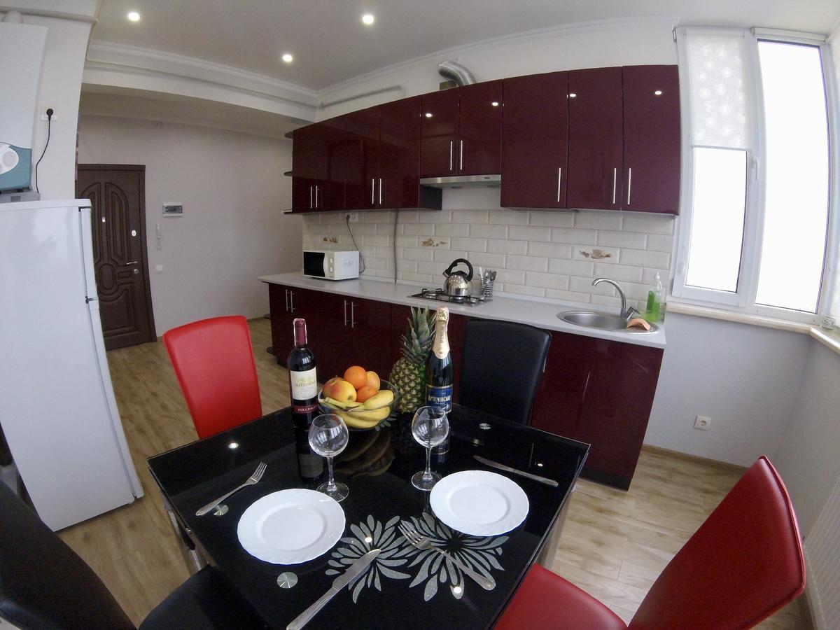 Vip Apartament In The Center トラスコヴェッツ エクステリア 写真